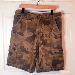 ANCHOR BLUE Camaflaug Men's Cargo Shorts. Size 34